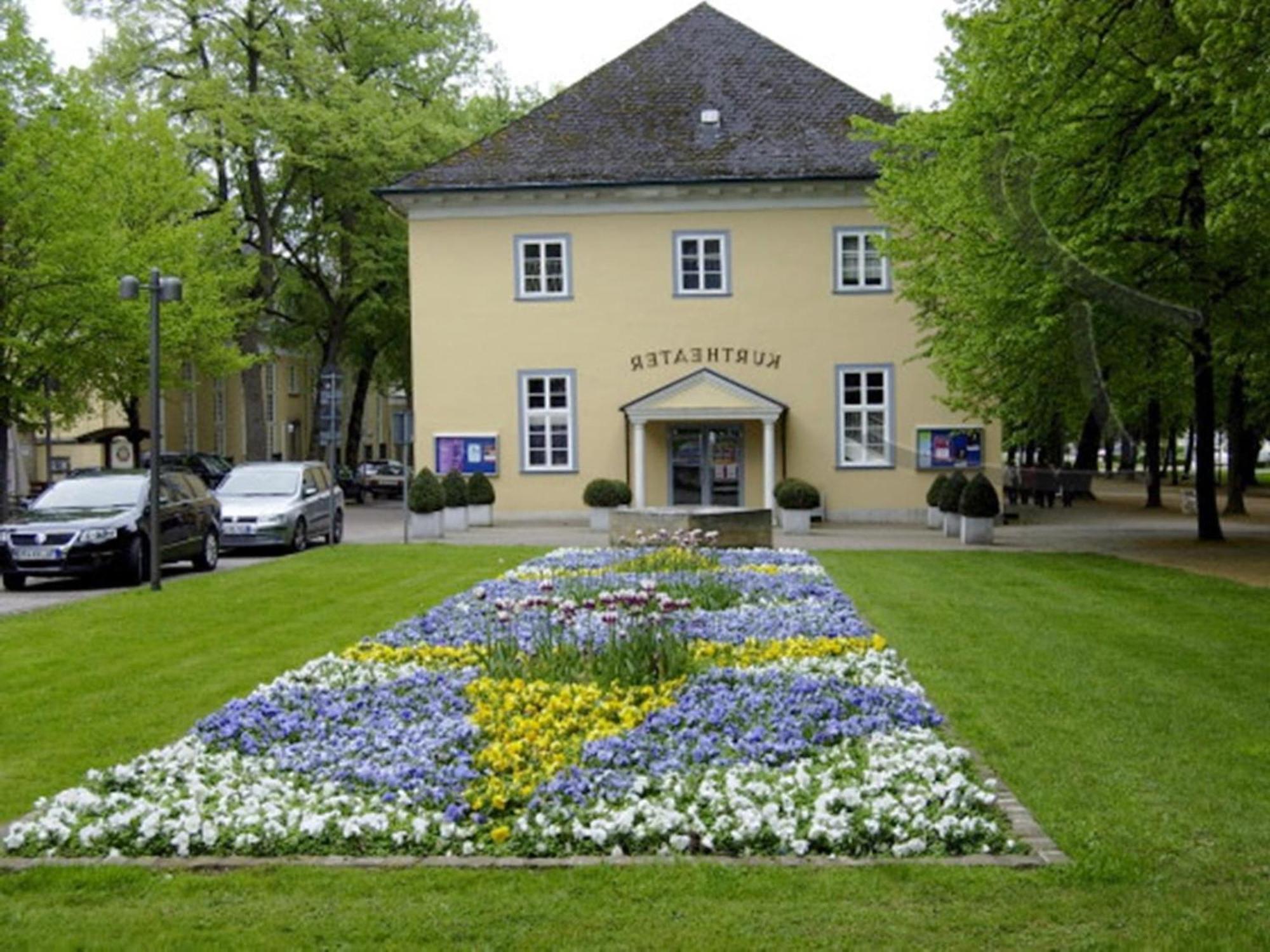 Spacious Apartment In Weser Uplands With Garden Bad Pyrmont Exterior photo
